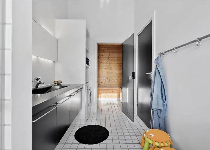 2281-ringkobing-milevej-3 *